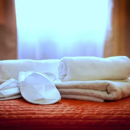 Royal Aleja Jana Pawla Ii * 바르샤바