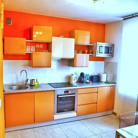 아파트 Royal Aleja Jana Pawla Ii *