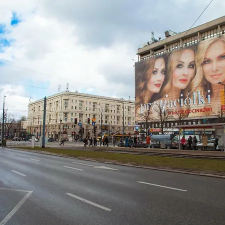 Royal Aleja Jana Pawla Ii * Varşova